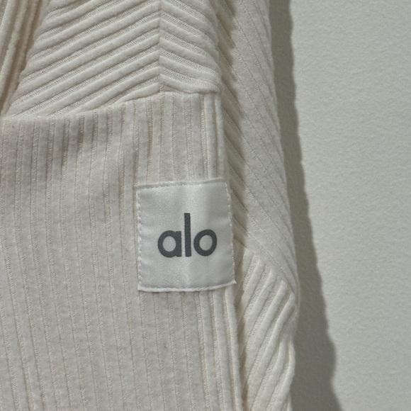 ALO Yoga Ribbed Muse Hoodie - Picture 8 of 10